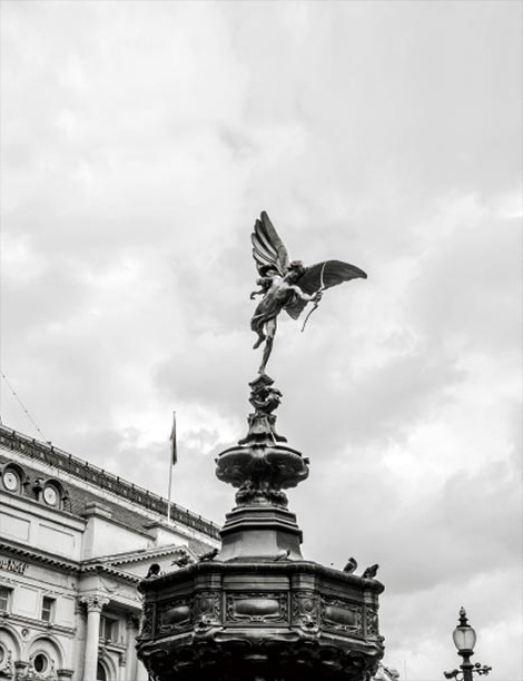 Statue photo.